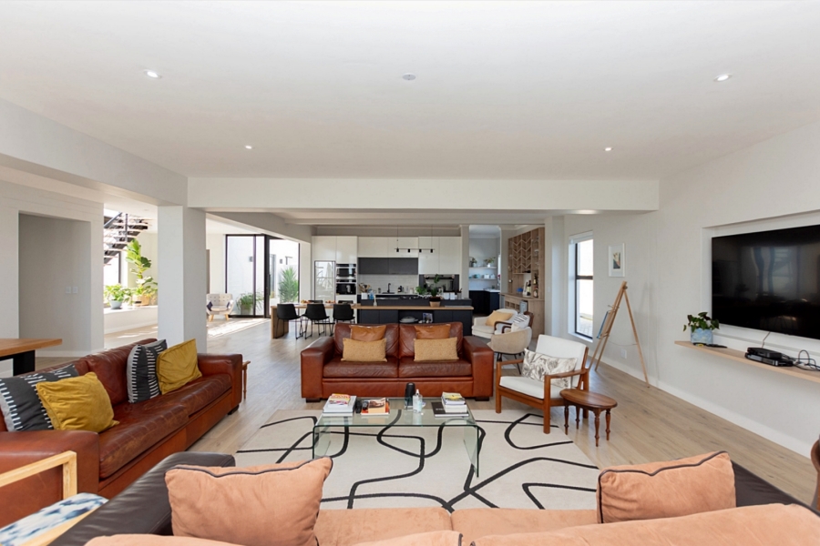 4 Bedroom Property for Sale in Dwarskersbos Western Cape